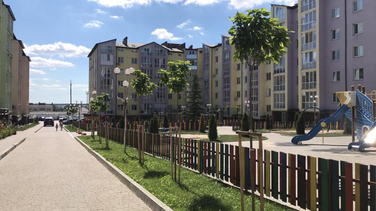 Новые Апартаменты В Жк Барский Yakushintsy Exteriér fotografie